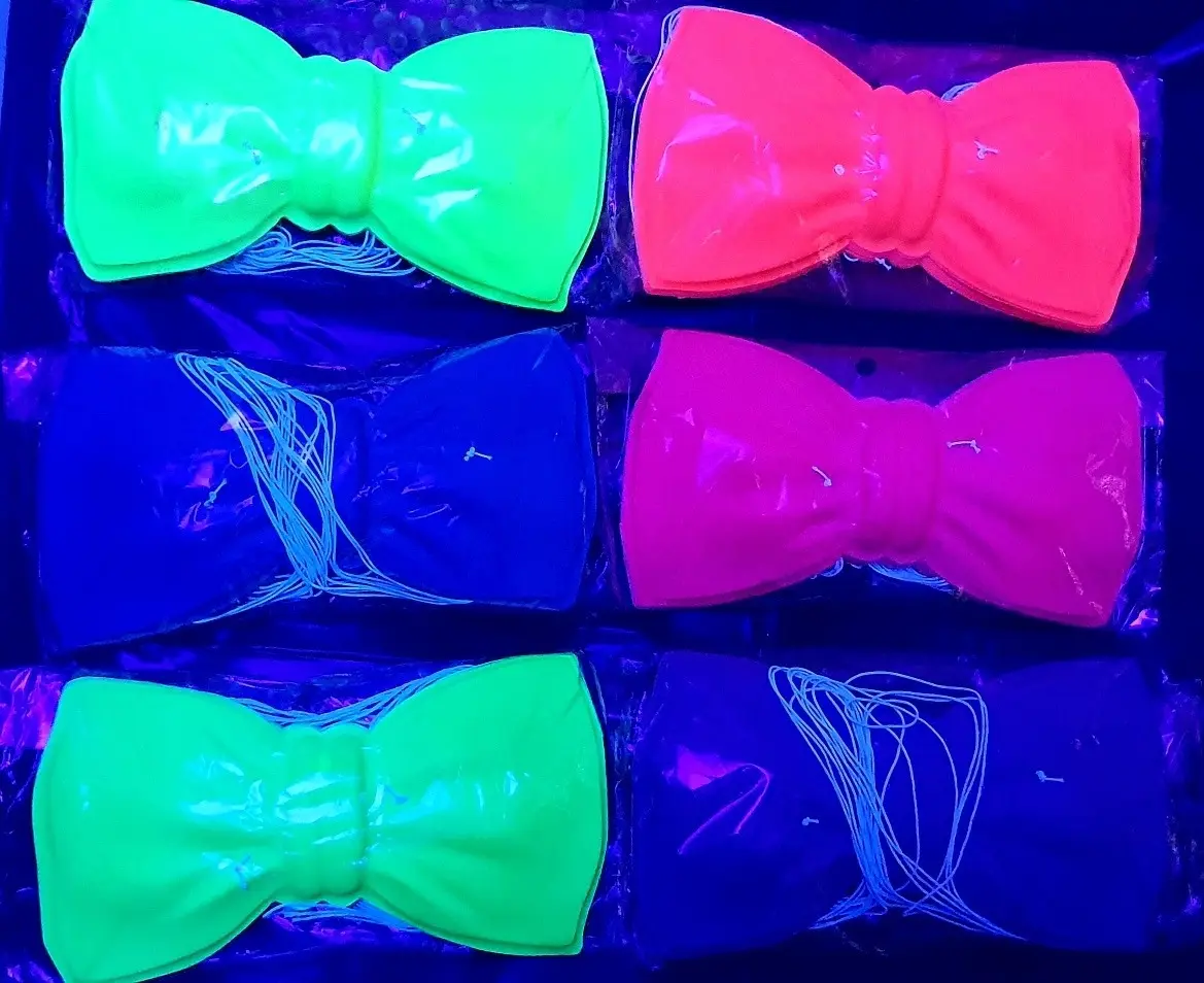 Pack Cotillón Flúo Luminoso 100 Personas Plus